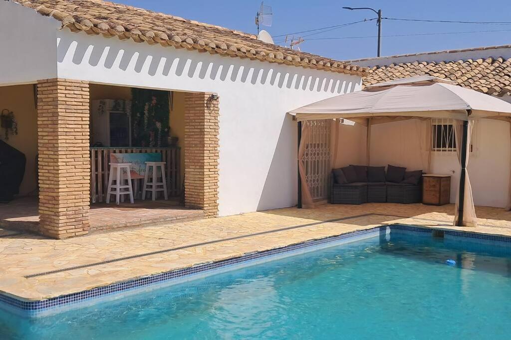 Appartement Rosa With Pool Available Албокс Екстериор снимка